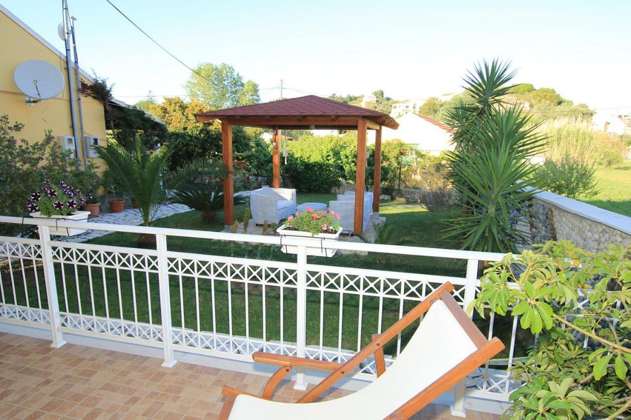 Alex Studios & Apartments Arillas  Eksteriør billede